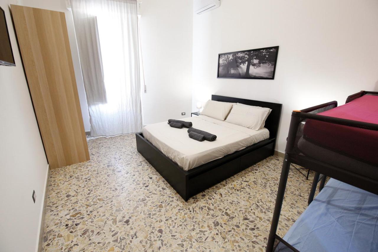 Apartment Holiday Catania Ngoại thất bức ảnh
